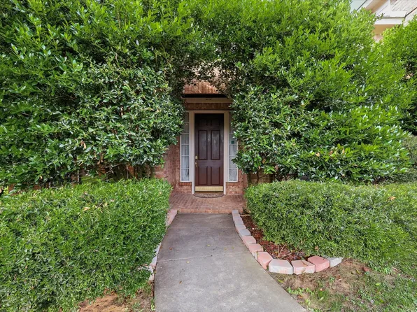 1060 Cornell Dr, Carrollton, TX 75007