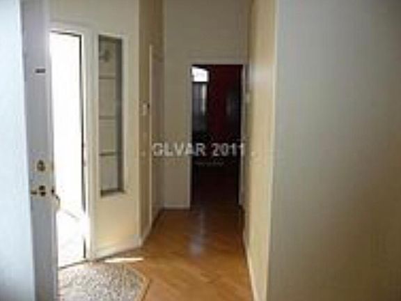 3rd image of 8932 Galena Crossing St