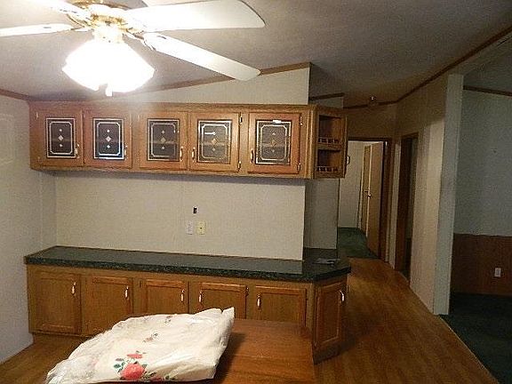 3rd image of 1010 E 1st Ave