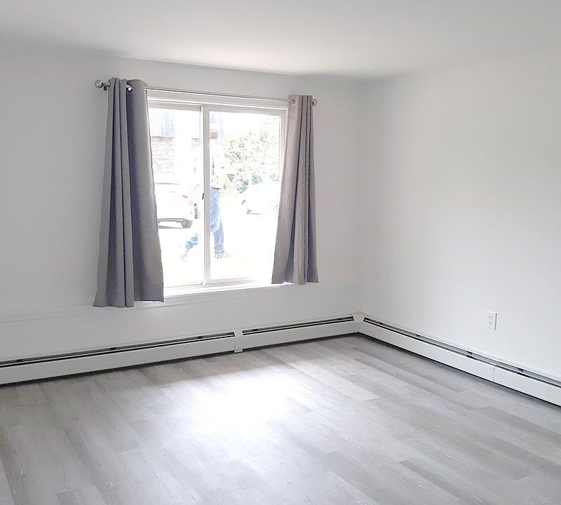 Living room 16'' x 12''