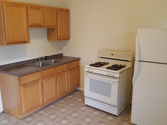 5th image of 5209 Emerson Ave