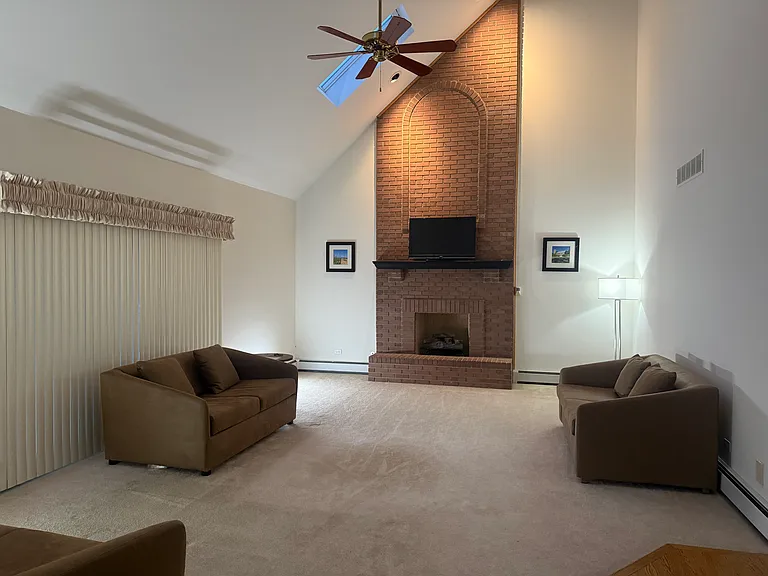 15141 Arbor Dr — Photo 17