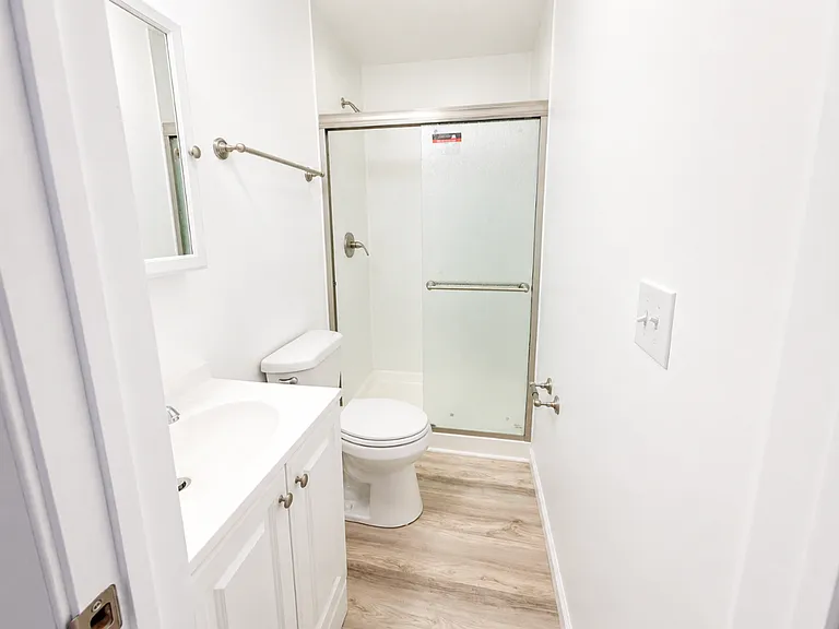 318 N Paca St — Photo 11