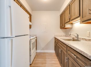200 E Armstrong St #107, Gillett, WI 54124