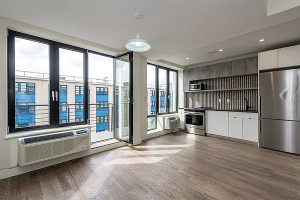 Rented by Nooklyn NYC LLC | media 21