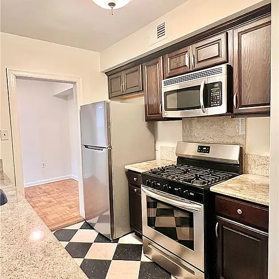 214 Upham St #8A — Photo 17