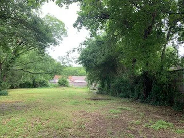 306 S Murray St, McKinney, TX 75069