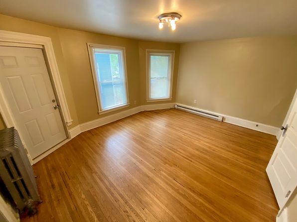 1410 State St APT 3