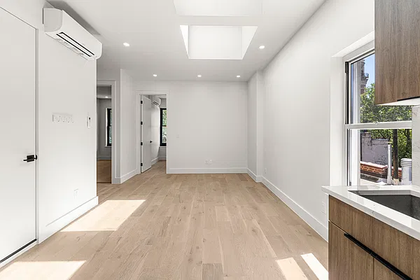 Living room, photo 3