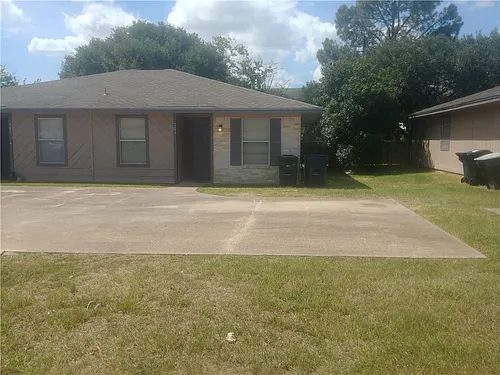 703 San Saba Dr Photo 1