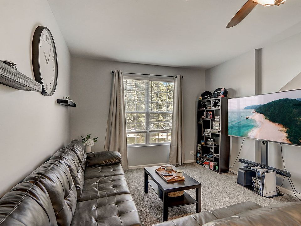 1477 W Sedgewood Ct, Round Lake, IL 60073 Zillow