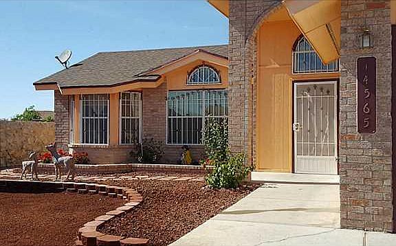 2nd image of 14565 Desierto Bello Ave