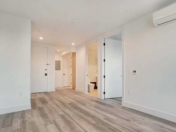 4th image of 1634 Church Ave #705