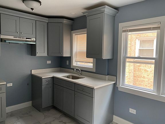 2nd image of 9761 Ivanhoe Ave #2S