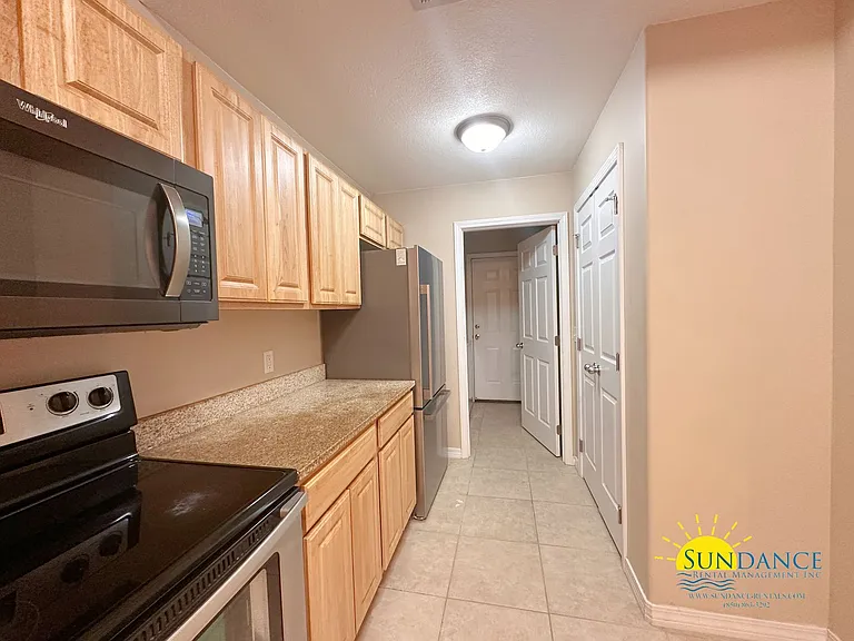 8484 Randall Dr — Photo 7