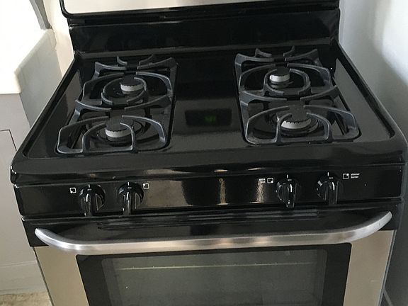 5th image of 1618 1/2 N Vista St