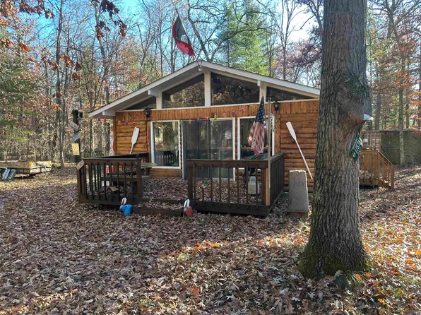 1888 W 16th Ave, Friendship, WI 53934