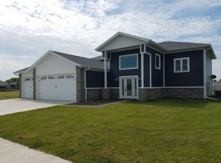 1634 Kristin Dr, Spencer, IA 51301
