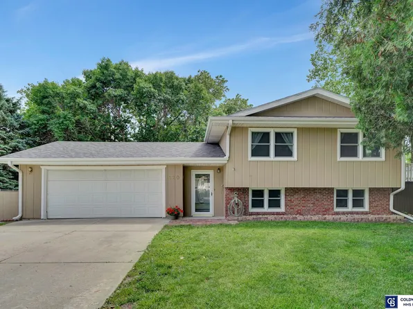 620 Douglas Cir, Eagle, NE 68347