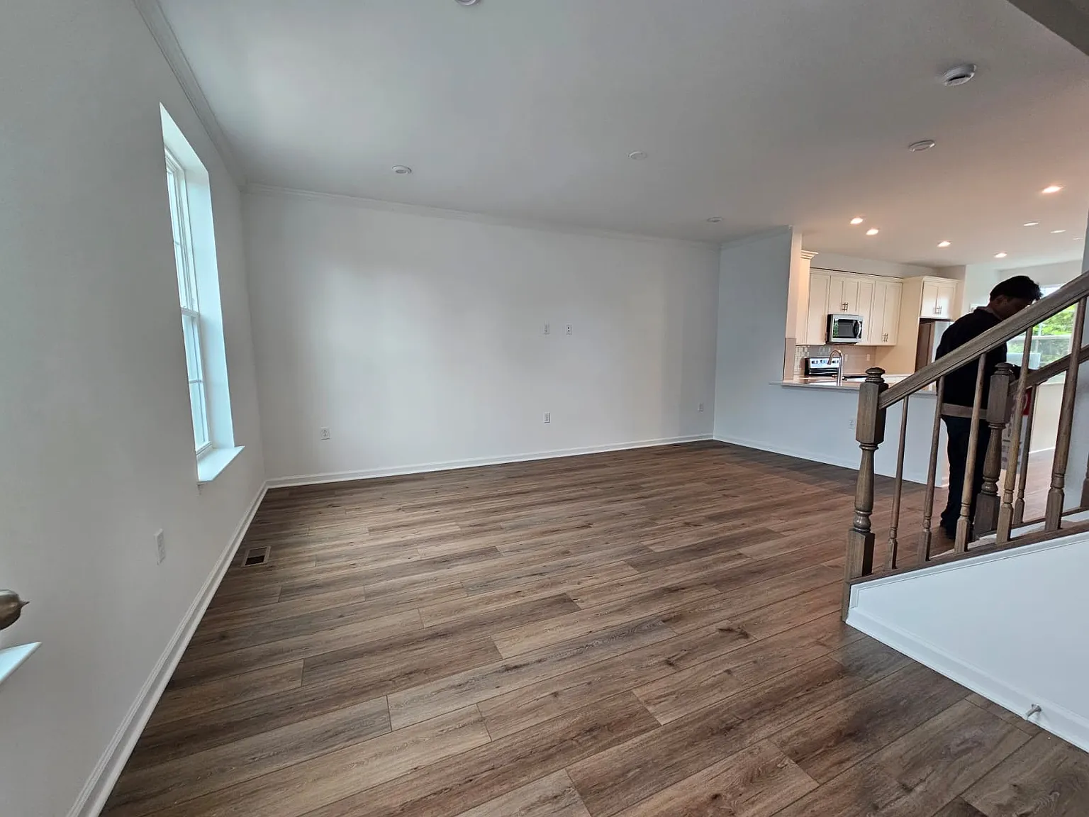 3 bed, 2050 sqft, $2,400 — Photo 4
