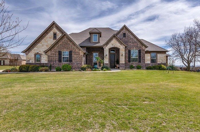 1st image of 537 County Road 4270