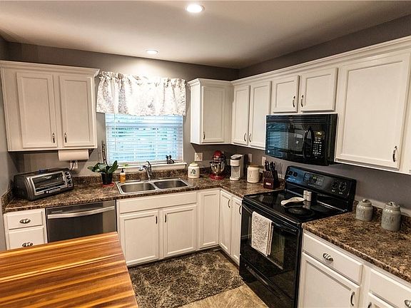 2nd image of 5470 Lucknow Dr