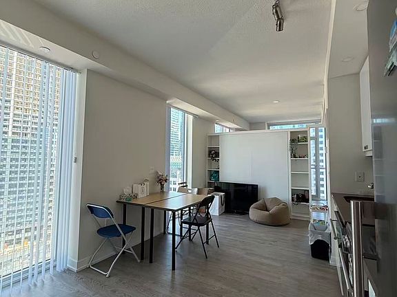 5th image of 99 John St #2101