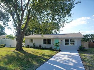 2328 Amanda Dr, Sarasota, FL 34232