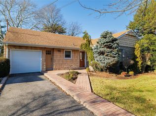 1602 Union Ave, Hewlett, NY 11557