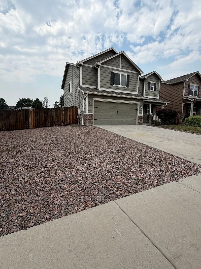 Cuchares Ranch - Modern 3 Bd Home With Fenced Yard, Central A/C & Solar Panels! — Photo 1