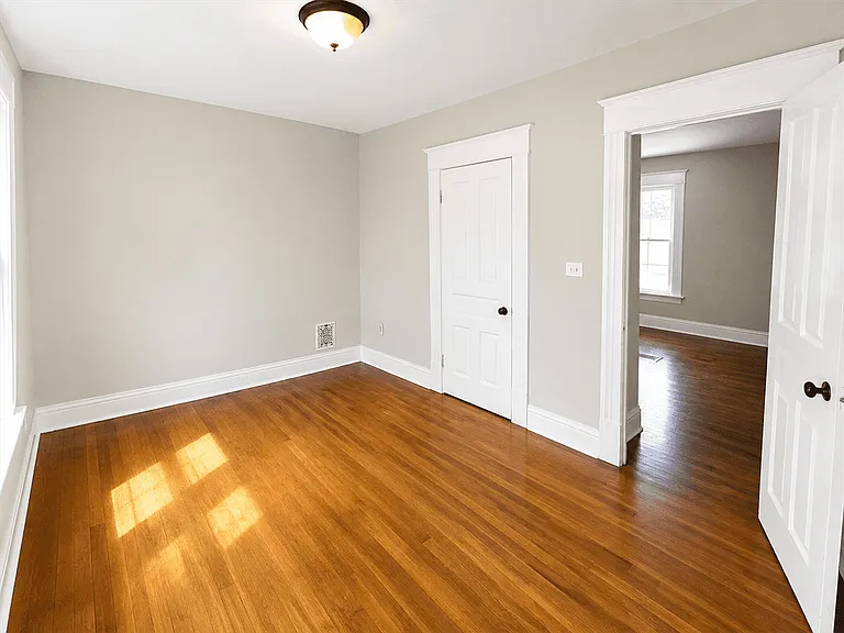 413 E Maple Ave #2 — Photo 6