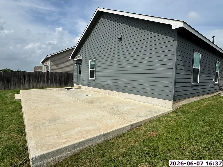 35' x 15' patio