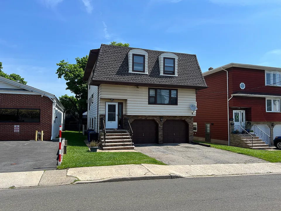 133 Washington St #1
