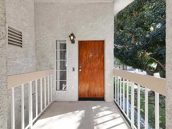 5th image of 2574 Antonio Dr