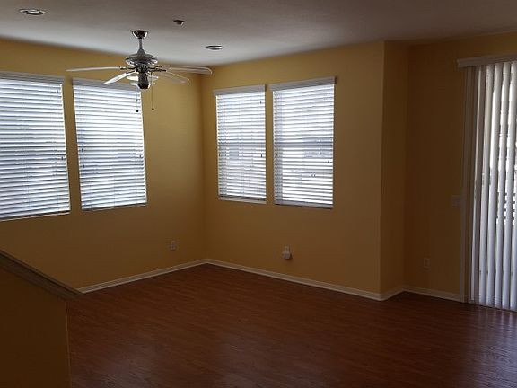 2nd image of 5056 Plaza Promenade