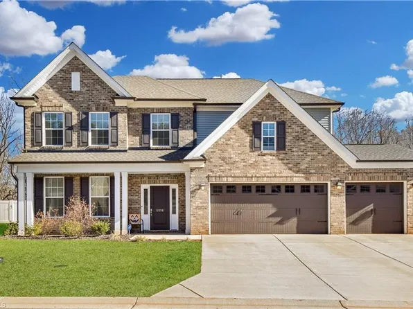 5536 Glad Acres Rd, Pfafftown, NC 27040