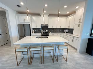 4724 Crestpoint Way, Palmetto, FL 34221