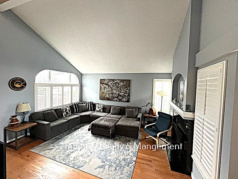 19151 E Garden Pl — Photo 7