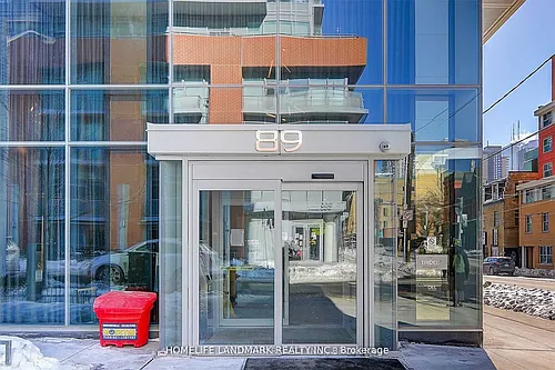 89 McGill St #708 Photo 1