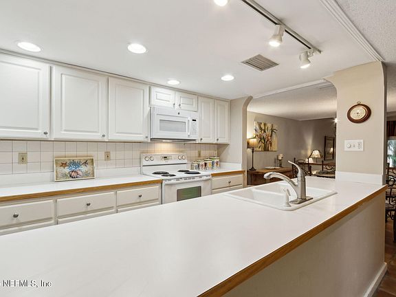 2nd image of 3028 SEA MARSH Road