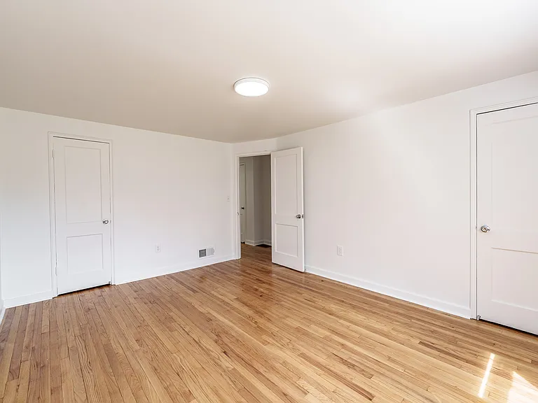 West Gate Townhomes — Photo 34