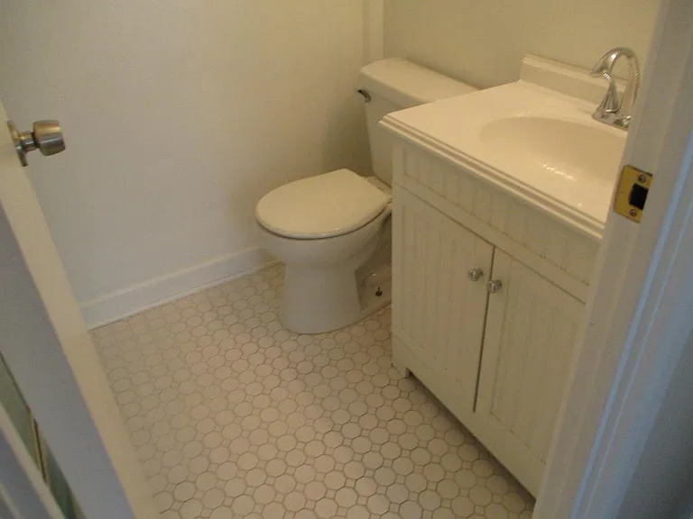 Main Bathroom