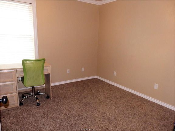2nd image of 1003 Bougainvillea St