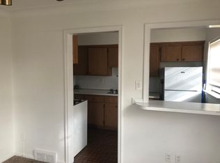 21417 Kingsville St APT 205, Harper Woods, MI 48225