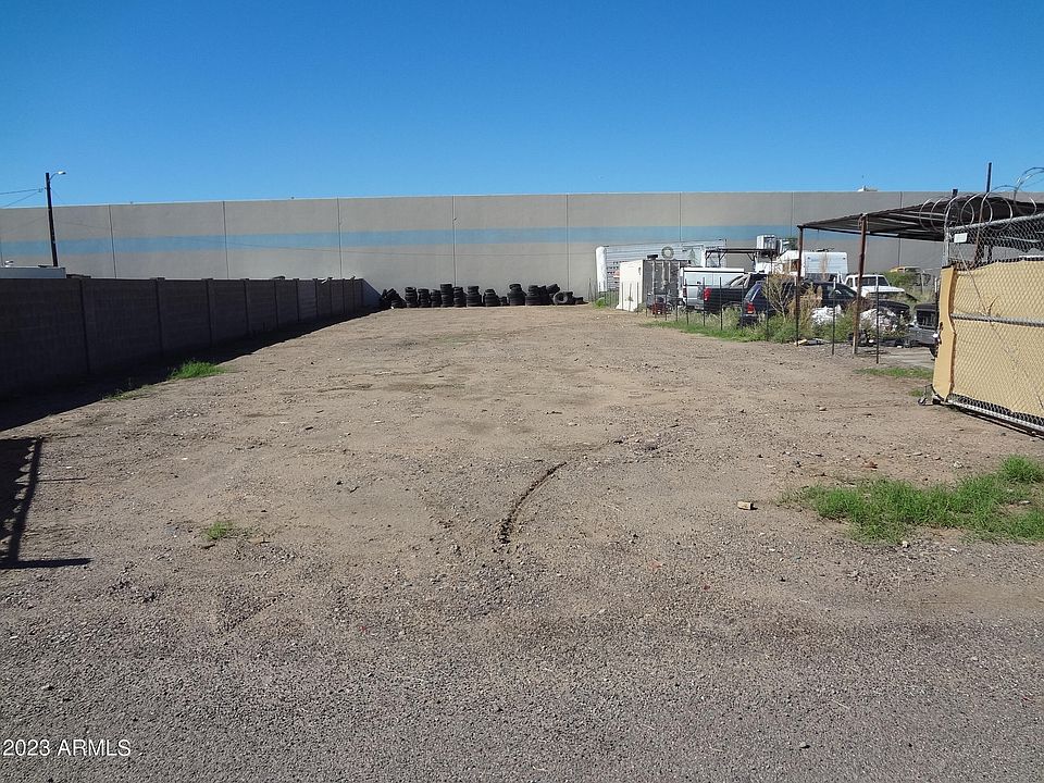 1st image of 2440 S 4TH Avenue #4