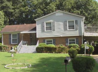 3545 Sargeant Dr, Charlotte, NC 28217