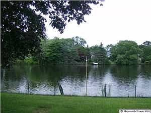 2nd image of 44 Palisades Dr