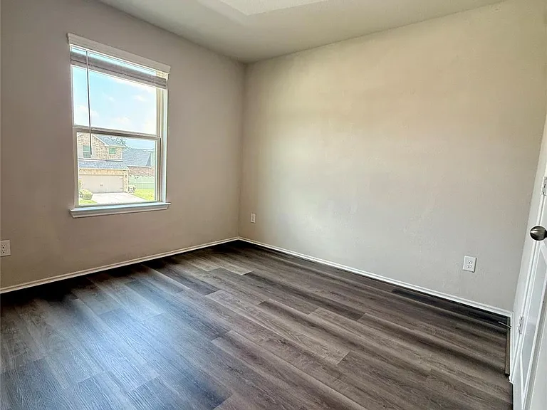 9278 Inland Leather Ln — Photo 23