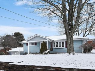 1902 Fox Ave, Beaver Falls, PA