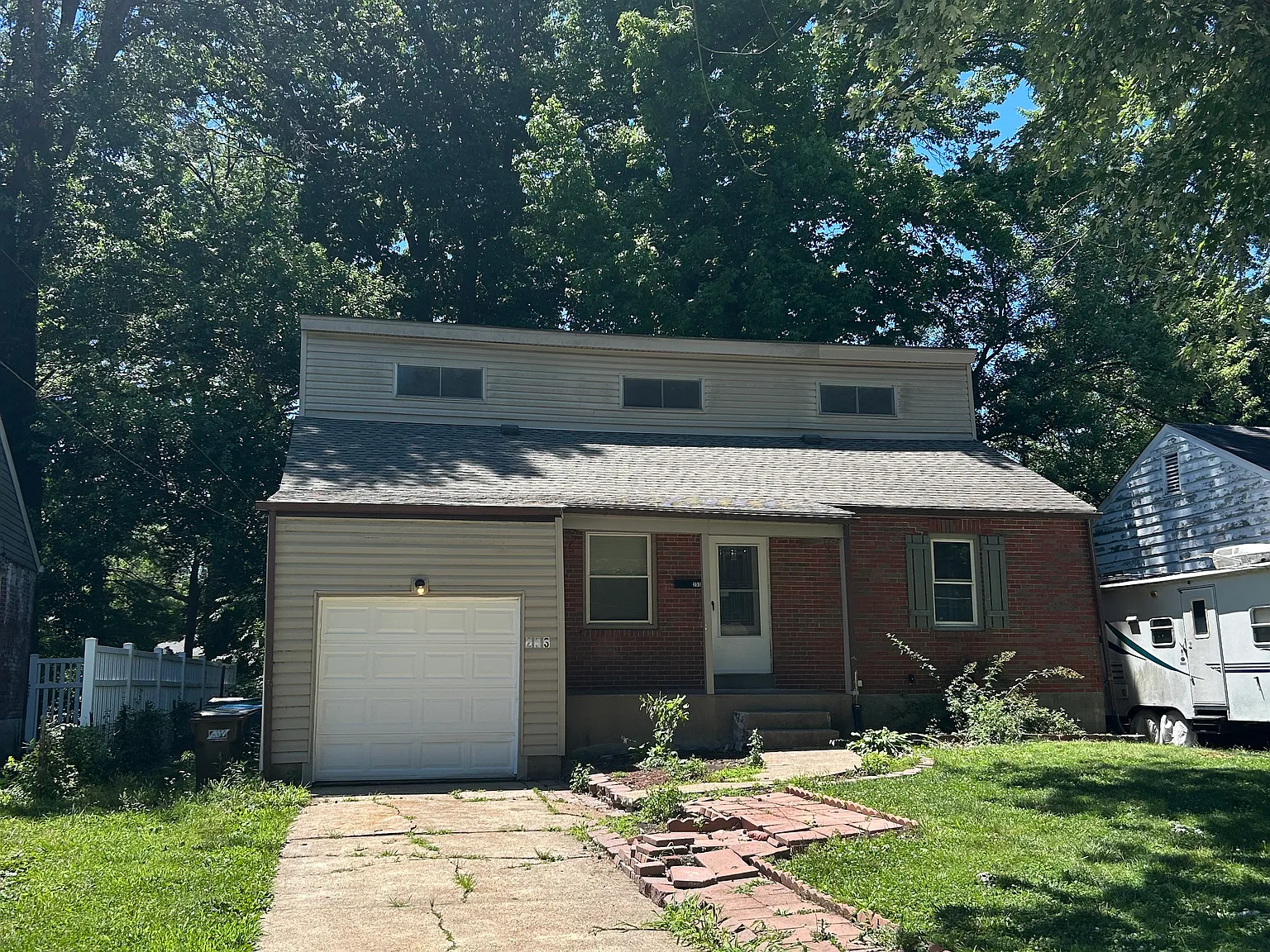 4 bed, 1575 sqft, $1,795 — Photo 1